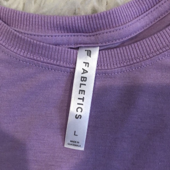 Fabletics purple active crop top - Picture 2 of 6
